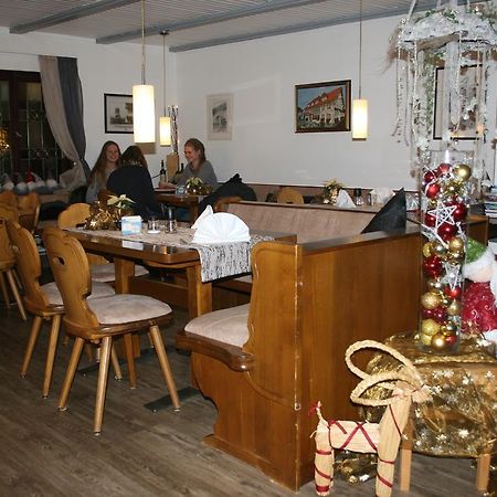 Hotel Restaurant Landhaus Koehle ノイキルヒ エクステリア 写真