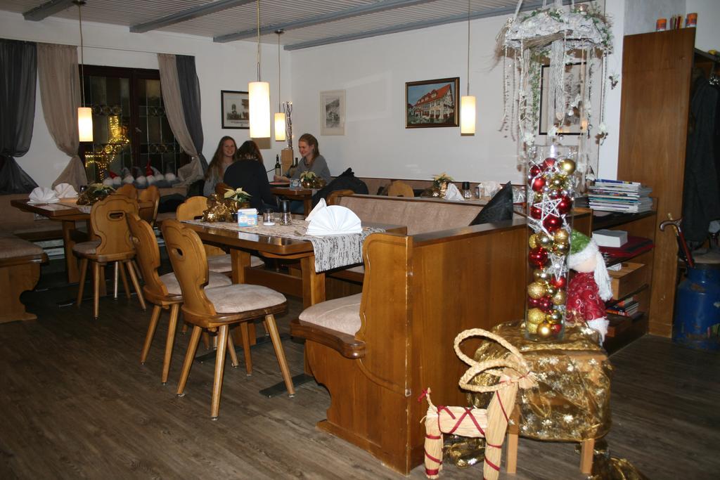 Hotel Restaurant Landhaus Koehle ノイキルヒ エクステリア 写真